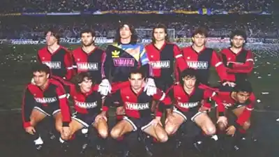 «El privilegio de mi vida»: el tricampeón con Newell's que jugó al lado de Maradona y rompió el silencio