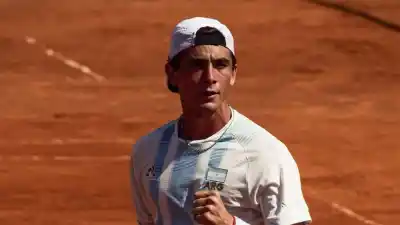 Sacó al campeón de Curitiba y ahora espera rival: el catamarqueño que avanza en Bolivia
