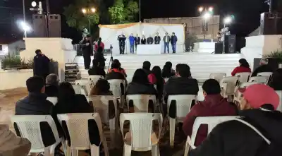 Esperaron 22 años por un papel que les cambia la vida en Campo Santo