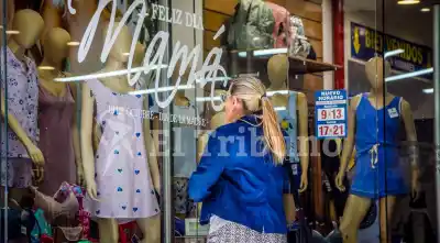 Comprar el regalo para mamá por internet: la advertencia que lanzó Defensa del Consumidor