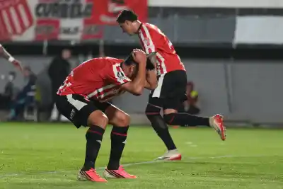 El detalle que complicó a Estudiantes en la Libertadores: la Conmebol no lo habilitó y el club ya recurrió al TAS