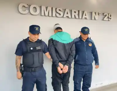 Villa Mercedes: lo demoraron en el barrio La Ribera y un policía terminó herido