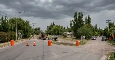 Guaymallén cortó el puente sobre el canal Pescara: el desvío que agrega varios minutos al viaje
