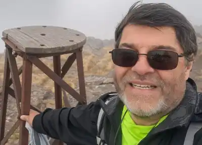 El drama del docente perdido en el Ñuñorco: piden rastrear el celular, pero la burocracia los deja sin respuesta