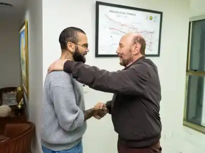 Dani Alves predicó en Formosa y terminó reunido con Insfrán: la foto que nadie esperaba