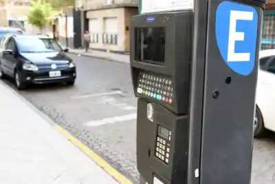 Rosario: el estacionamiento medido no se cobra este sábado en una zona clave del centro