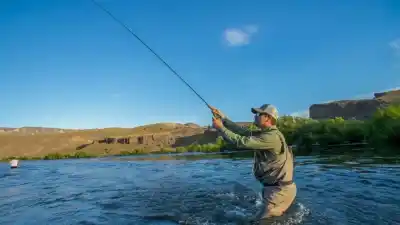 Los permisos de pesca ya están a la venta: lo que paga un residente y lo que paga un extranjero