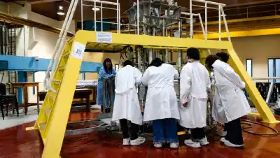 Río Negro reinscribe el curso de energía nuclear que ya pasó por el aula de 700 docentes