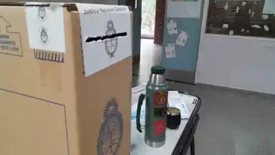 Seis partidos se sentaron en la misma mesa: la foto que no quisieron mostrar en La Pampa