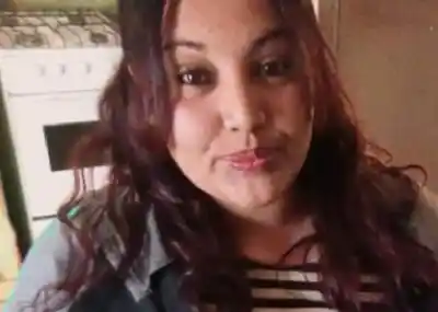 Paola salió de su casa con un buzo rojo y no volvió: la buscan en San Juan