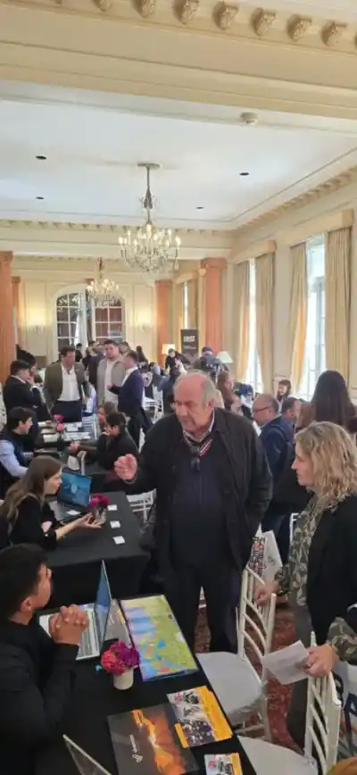 Envió 14 empresas a Chile y volvió con 140 operadores esperando sus lagos