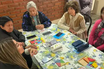 Jubiladas de San Luis aprendieron a cuidar su plata de las estafas virtuales