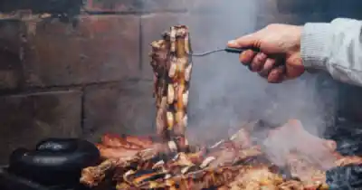 Con $10.000 por cabeza, el asado del Día de la Madre en Salta ya tiene precio