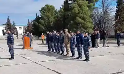 24 jóvenes juraron en la Base Aeronaval: el detalle que dejó afuera a decenas de postulantes