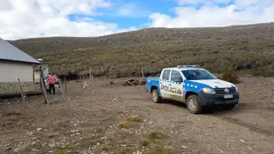 Una familia quedó aislada una semana en la meseta: lo que encontró la policía al llegar