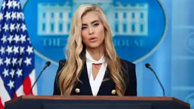 Trump le dio un ultimátum a su vocera y cinco días después ya no estaba en el cargo