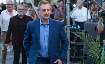 Lo convocaron a firmar un convenio educativo, no fue y desde la DGE no lo perdonaron