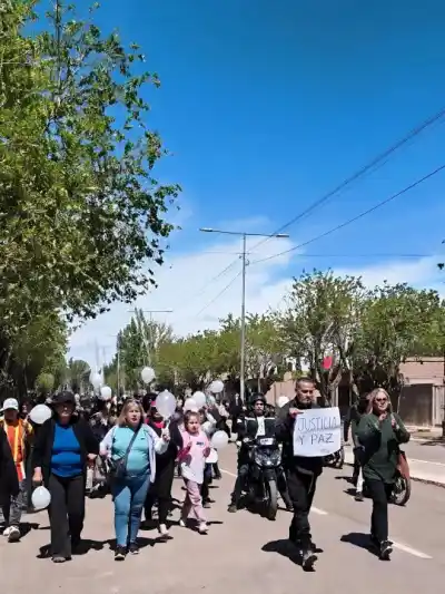 Calingasta marchó por Alondra: la autopsia reveló qué tenía la nena de 8 años