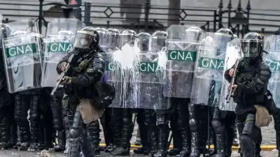 Piden saber de dónde salieron las granadas "Candela" que se usaron frente al Congreso