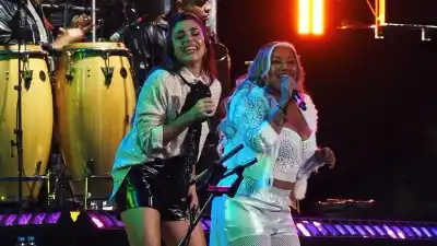 Eugenia Quevedo y La Bomba Tucumana estrenaron juntas: los dos clásicos que reversionaron