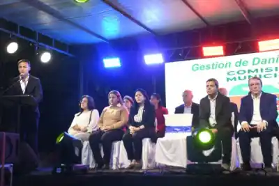Estación Taboada sopló 138 velitas y los vecinos estrenaron casa propia