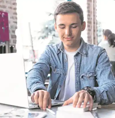 Río Negro paga parte del sueldo para que los jóvenes consigan su primer empleo, pero hay un requisito de edad