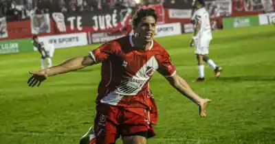 Maipú se juega la clasificación en cancha de un Chacarita que se hunde