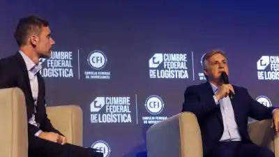 Llaryora movió una ficha clave para 2027 y apuntó directo a Schiaretti