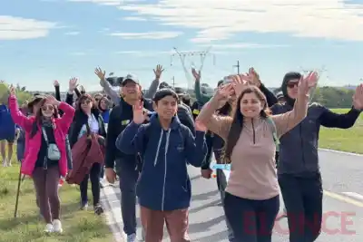 Caminan 90 kilómetros al santuario y confiesan qué le pidieron a la Virgen