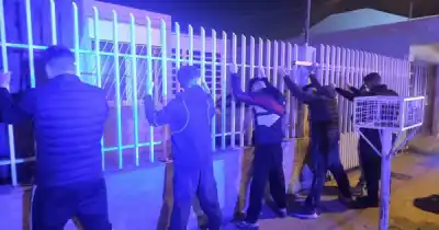 La pelea de estudiantes que terminó con dos armas en la calle y un imputado
