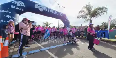 Posadas se tiñó de rosa: la Carrera Rosa llegó a su edición 15 y dejó huella en los consultorios