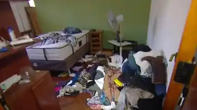 Festejó un cumpleaños, durmió afuera y cuando volvió faltaba hasta la puerta del baño