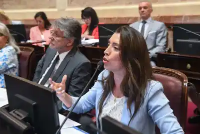 Una jueza de Aimogasta le puso límite a dos radios por lo que decían de Florencia López