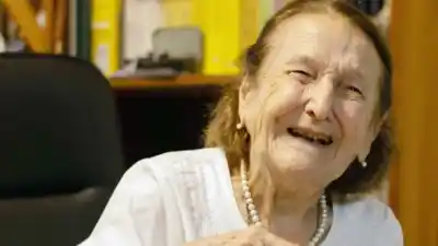 De acompañar a su padre a los trámites a hacer historia: murió la primera escribana de Misiones
