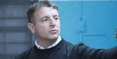 El profesor tucumano que enseña a manejar máquinas sin tocarlas y quedó entre los seis mejores del país
