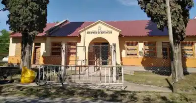 Los chicos respiraban algo en el aula y el dueño de la finca lindera terminó admitiendo de dónde venía