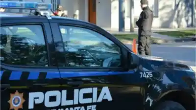 Un nene de 4 años abrió su cartuchera en el jardín y apareció un revólver con la numeración borrada