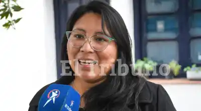 Criar sola a cuatro hijos y emprender para no soltarle la mano al mayor