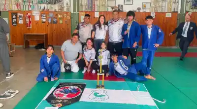 Entrena en un club de barrio y ya sueña con el Nacional: los pibes que no pagan cuota para hacer judo