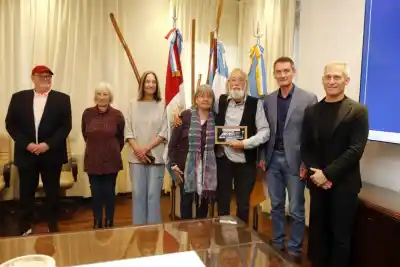 Carlos Paz premió a tres nombres que hicieron historia, pero el jurado miró también el presente