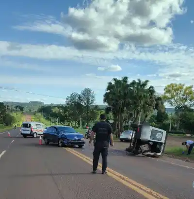 Dos familias viajaban por la ruta 12 y terminaron en el hospital de Wanda: quiénes iban en cada auto