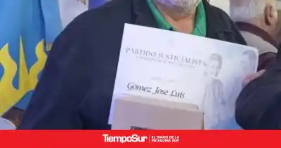 El reconocimiento a un dirigente que lleva más de 50 años militando: "No podemos abandonar"