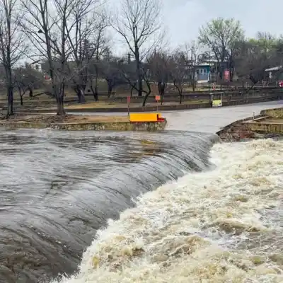 Subieron 1,50 metros de golpe: los ríos que alimentan el lago San Roque