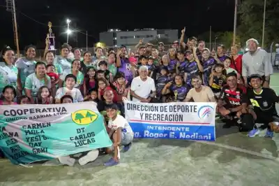 Cuatro equipos, tres partidos y un solo título: la noche que define al campeón del fútbol femenino bandeño