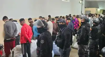 Devoto se vacía: 1.400 presos ya duermen en otro lado y la cárcel espera una visita clave