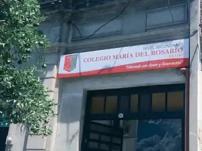 Amenazas de tiroteo en colegios: lo que encontraron escrito en los baños encendió todas las alarmas