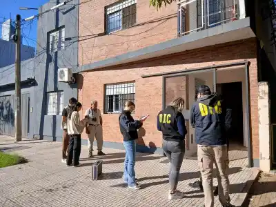 Resistencia: la Justicia allanó el departamento del joven detenido por la denuncia de su pareja