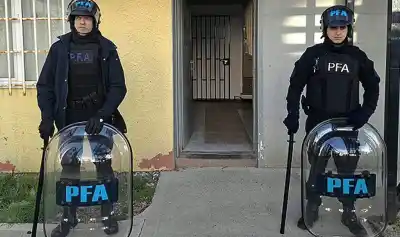 Allanaron una casa en Chacra IV y adentro había algo más que droga