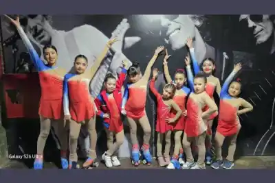 Santiago llevó 13 patinadoras a Tucumán y volvió con un botín que sorprendió a todos