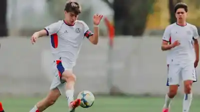 Con 15 años y 1,86 metros, el obereño que se metió en la selección para el Mundial sub 15